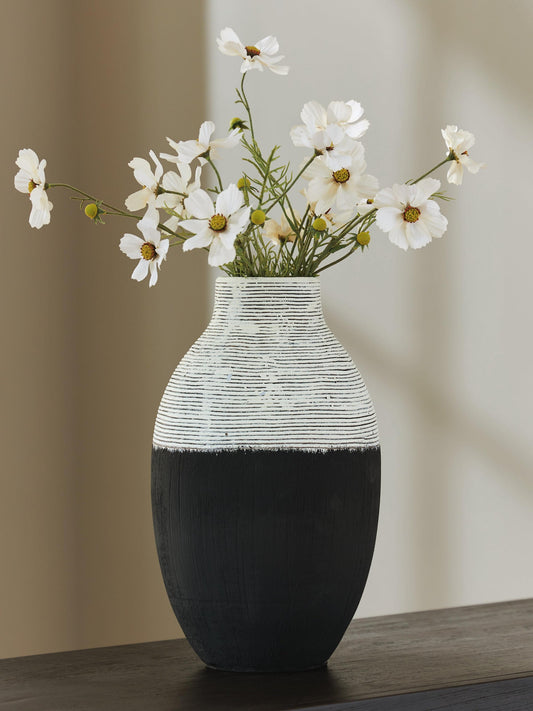 Ashley Express - Girtha Vase