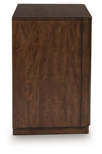 Dilenno King Canopy Bed with Mirrored Dresser, Chest and Nightstand