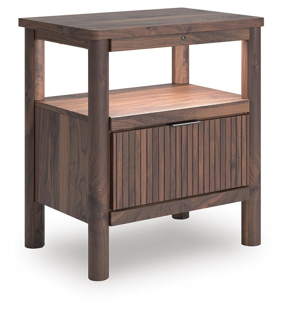 Pamytta Queen Upholstered Panel Platform Bed, Dresser, Mirror, Chest and Nightstand